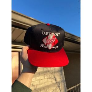 Vintage 90s NHL Detroit Red Wings Gradient Logo Hockey Snapback Hat